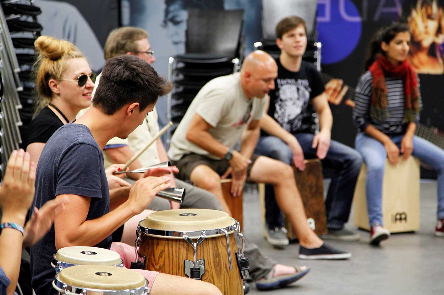 Unterricht Perkussion beim International Summer Camp